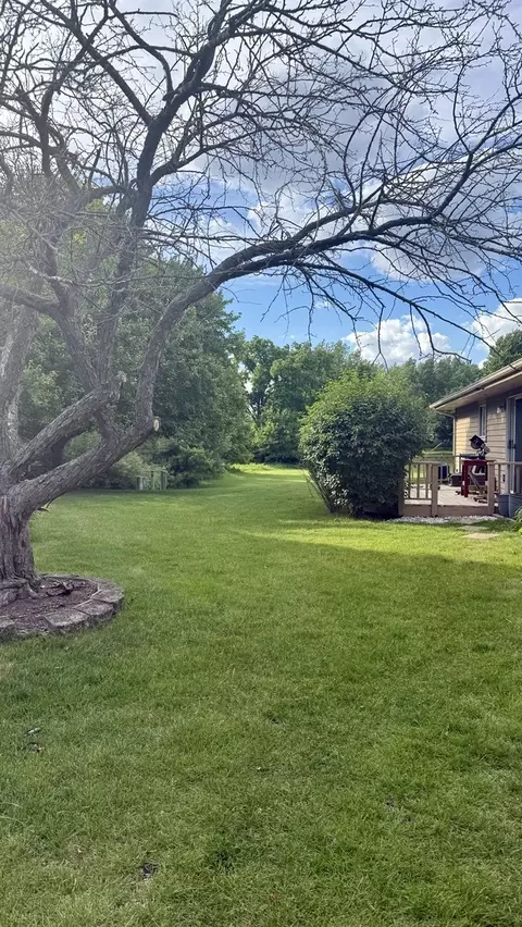 Exterior - 151 Pier Ct, Naperville, IL 60565 photo 4 of 12