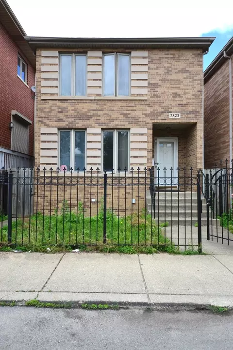 2823 S Farrell St, Chicago, IL 60608