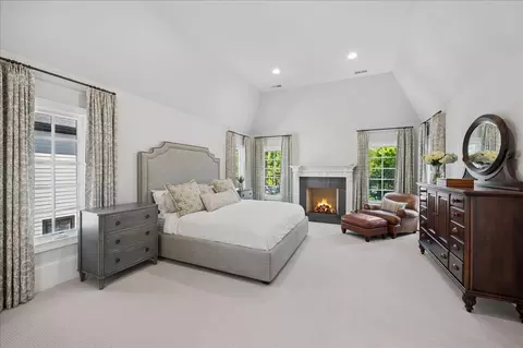 Bedroom - 413 Jackson Ave, Glencoe, IL 60022 photo 1 of 3
