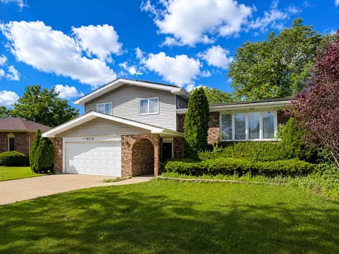 4018 Violet Ln, Matteson, IL 60443