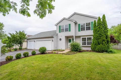654 Anderson Dr, Lake In The Hills, IL 60156