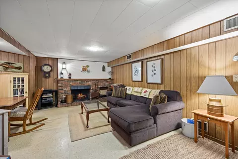 731 Selborne Rd, Riverside, IL 60546 photo 22