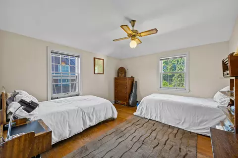 731 Selborne Rd, Riverside, IL 60546 photo 20