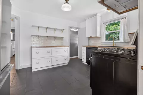 Kitchen - 907 N Oak St, Normal, IL 61761 photo 2 of 4