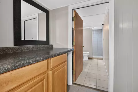 Bath - 907 N Oak St, Normal, IL 61761 photo 2 of 3