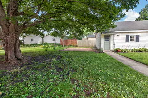 Exterior - 907 N Oak St, Normal, IL 61761 photo 10 of 10