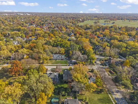 View/Area - 1570 Orchard Rd, Wheaton, IL 60189 photo 7 of 8