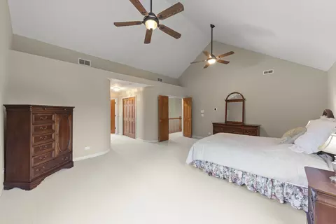 Bedroom - 1570 Orchard Rd, Wheaton, IL 60189 photo 2 of 5