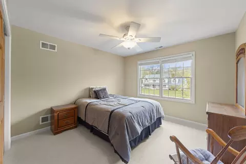 Bedroom - 1570 Orchard Rd, Wheaton, IL 60189 photo 5 of 5