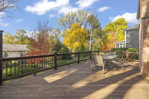 Exterior - 1570 Orchard Rd, Wheaton, IL 60189 photo 3 of 8
