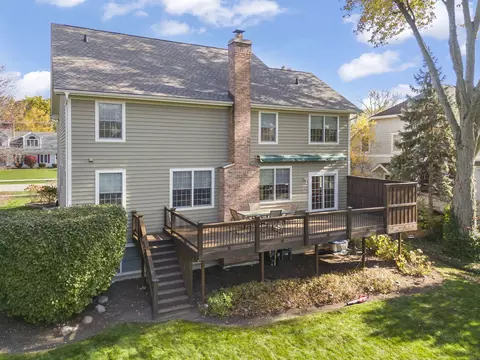 Exterior - 1570 Orchard Rd, Wheaton, IL 60189 photo 8 of 8