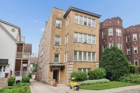 925 Ontario St, Oak Park, IL 60302