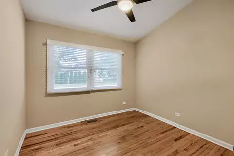 Bedroom - 17 Willow St, Algonquin, IL 60102 photo 3 of 3