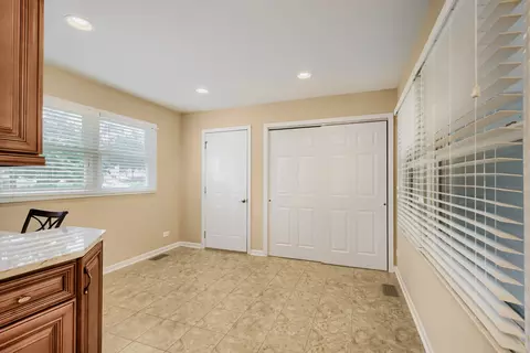 Other - 17 Willow St, Algonquin, IL 60102 photo 2 of 6