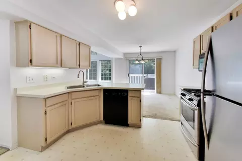 Kitchen - 1279 Summersweet Ln, Bartlett, IL 60103 photo 2 of 2