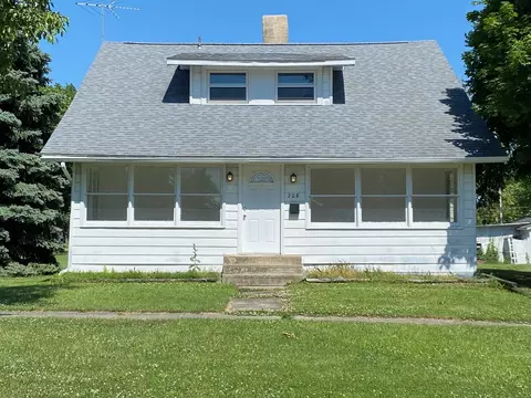 208 N Wood St, Gibson City, IL 60936