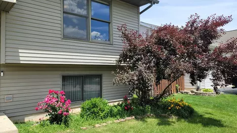 Exterior - 715 Cherry Tree Ln, Genoa, IL 60135 photo 10 of 11