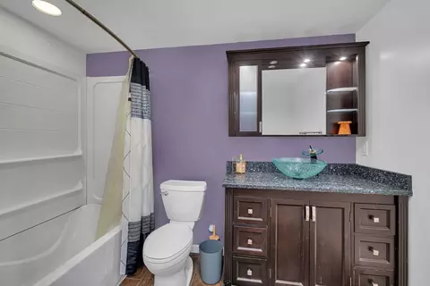 Bath - 307 W Main St, Gardner, IL 60424 photo 4 of 4
