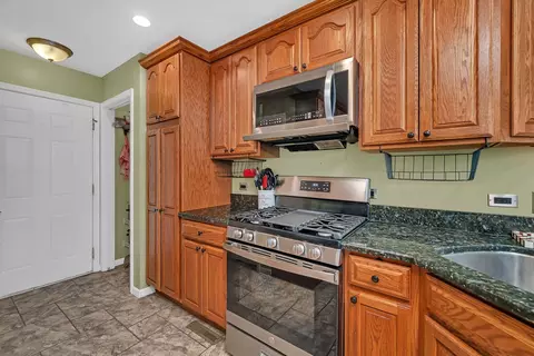 Kitchen - 307 W Main St, Gardner, IL 60424 photo 3 of 5