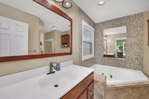 Bath - 307 W Main St, Gardner, IL 60424 photo 1 of 4