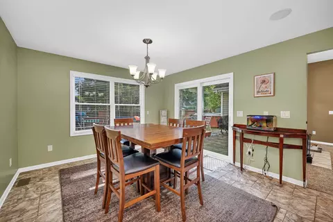 Dining - 307 W Main St, Gardner, IL 60424 photo 1 of 2