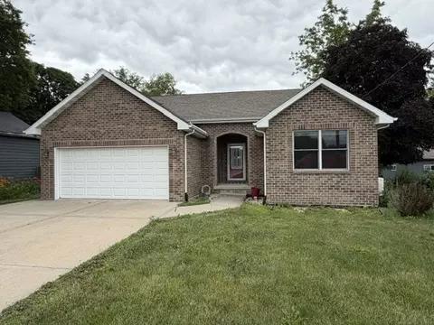 307 W Main St, Gardner, IL 60424