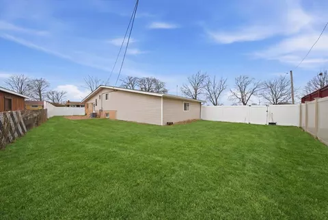 Exterior - 10725 S Rutherford Ave, Worth, IL 60482 photo 3 of 6