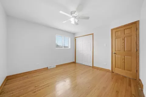 Bedroom - 10725 S Rutherford Ave, Worth, IL 60482 photo 10 of 10