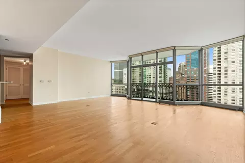 21 E Huron St #2104, Chicago, IL 60611 photo 2