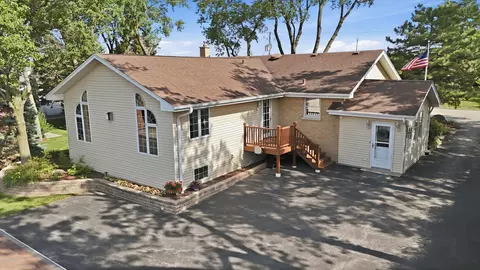 24 W 168th St, South Holland, IL 60473