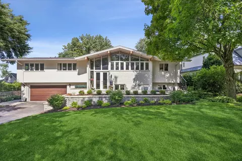 447 N Quincy St, Hinsdale, IL 60521