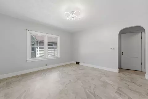 Living - 2202 44th St, Moline, IL 61265 photo 1 of 3