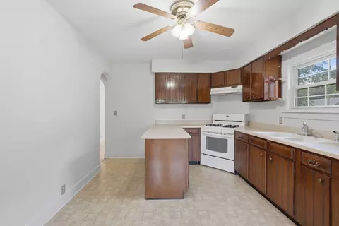 Kitchen - 2202 44th St, Moline, IL 61265 photo 3 of 3