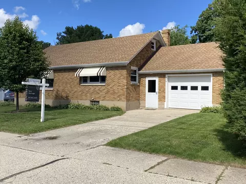 279 N State St, Hampshire, IL 60140