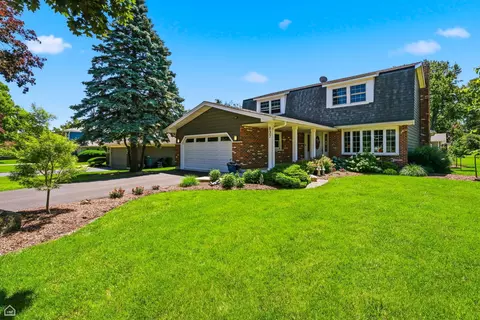 837 62nd St, Downers Grove, IL 60516