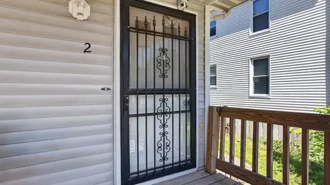 Exterior - 903 Low St, Bloomington, IL 61701 photo 3 of 10