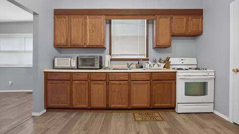Kitchen - 903 Low St, Bloomington, IL 61701 photo 2 of 6