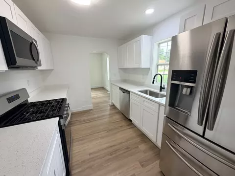 529 7th Ave, Ottawa, IL 61350 photo 5