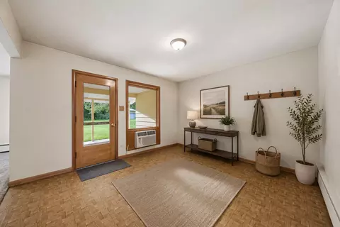 Entry Way - 4110 Orchard Ln, Matteson, IL 60443 photo 2 of 2