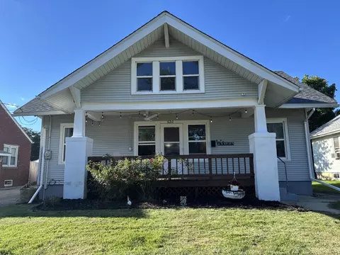 520 Pine St, Kewanee, IL 61443