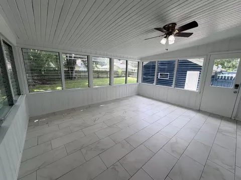 Exterior - 410 E Abe St, Plano, IL 60545 photo 5 of 8