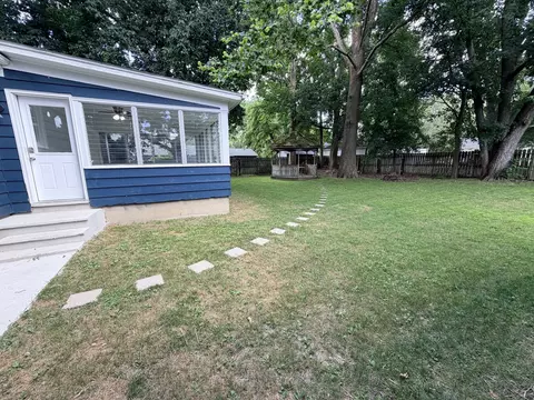 Exterior - 410 E Abe St, Plano, IL 60545 photo 6 of 8