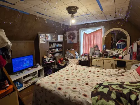 Bedroom - 727 E 87th Pl, Chicago, IL 60619 photo 2 of 2