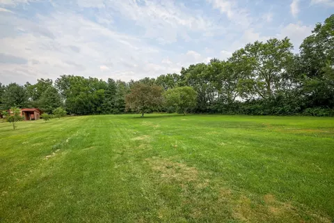Exterior - 1868 Wolverine Rd, Dixon, IL 61021 photo 8 of 9