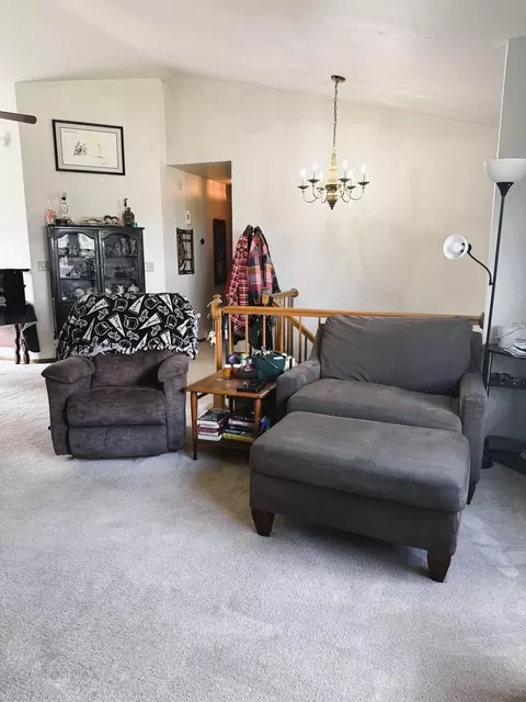 Living - 1868 Wolverine Rd, Dixon, IL 61021 photo 3 of 4