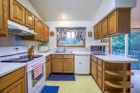 Kitchen - 1868 Wolverine Rd, Dixon, IL 61021 photo 1 of 3