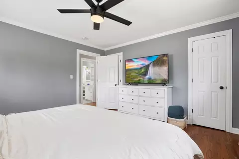 Bedroom - 0 N741 Barry Ave, Wheaton, IL 60187 photo 2 of 3