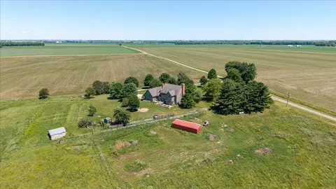 View/Area - 7490 E 700 North Rd, Mclean, IL 61754 photo 2 of 9