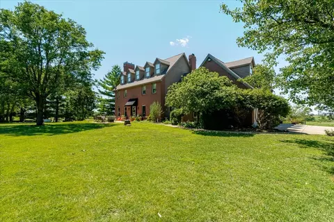 Exterior - 7490 E 700 North Rd, Mclean, IL 61754 photo 2 of 10