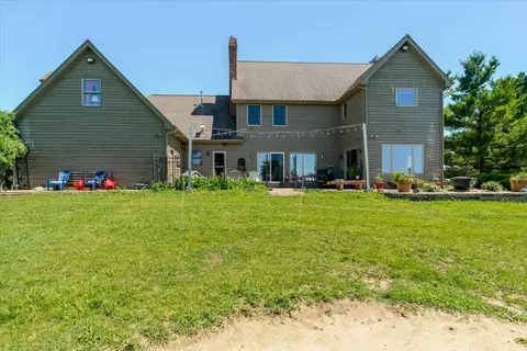 Exterior - 7490 E 700 North Rd, Mclean, IL 61754 photo 6 of 10